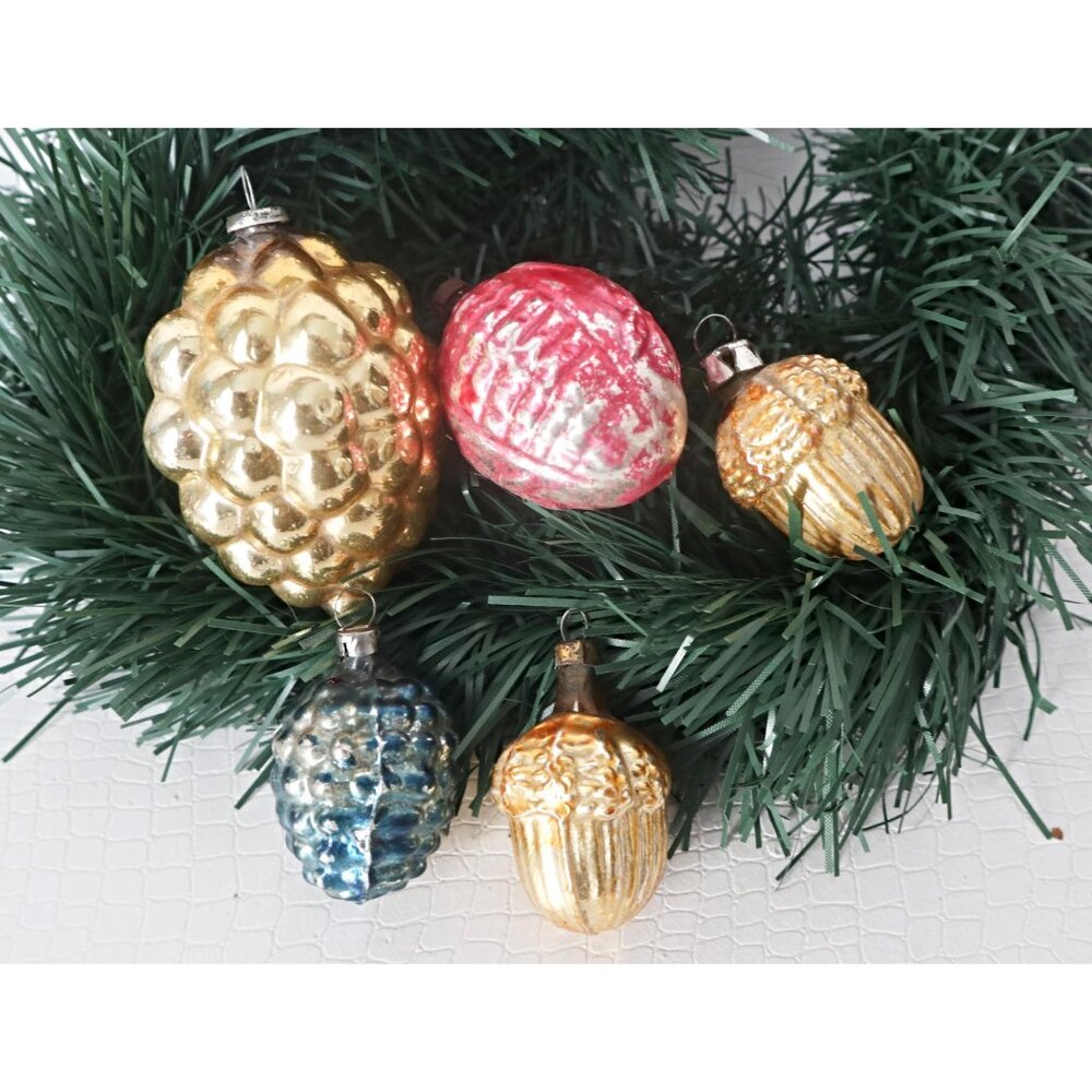 5 Vintage Glass Christmas Ornaments Acorns Grape Cluster